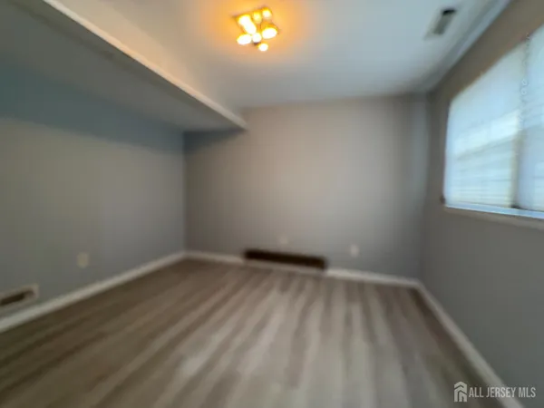 a view of empty room with window