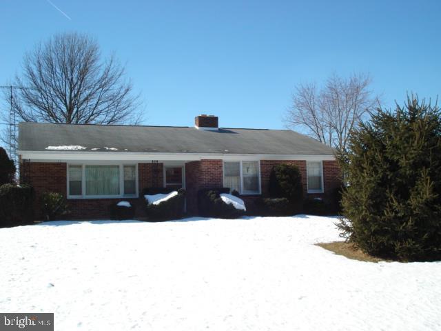 2555 Baker Road York, PA 17408 - Photo 1 of 10 Gallery Image 1