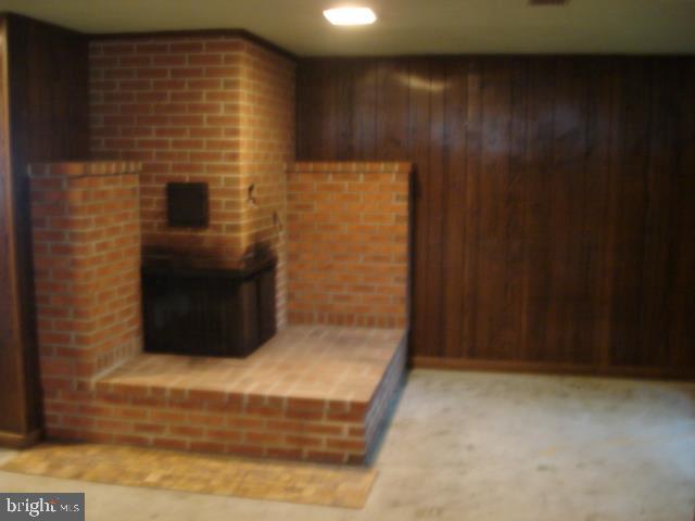 2555 Baker Road York, PA 17408 - Photo 8 of 10 Gallery Image 8