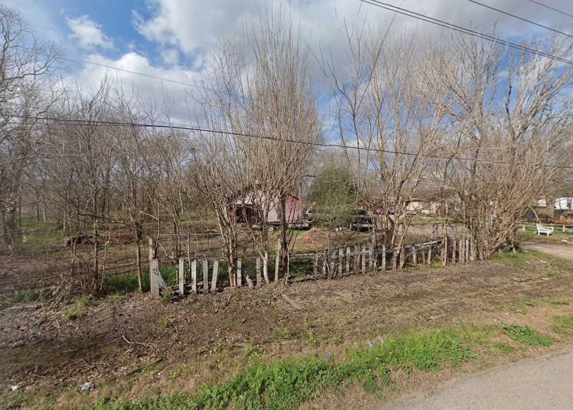 315 North Pine Road Arcola, TX 77583 - Photo 4 of 6