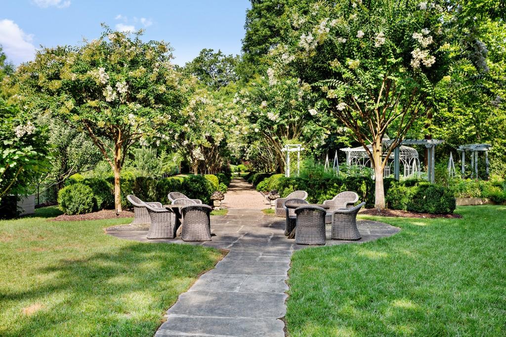 2288 Peachtree Road Northwest, Unit 13 Atlanta, GA 30309 - Photo 44 of 52 Gallery Image 44