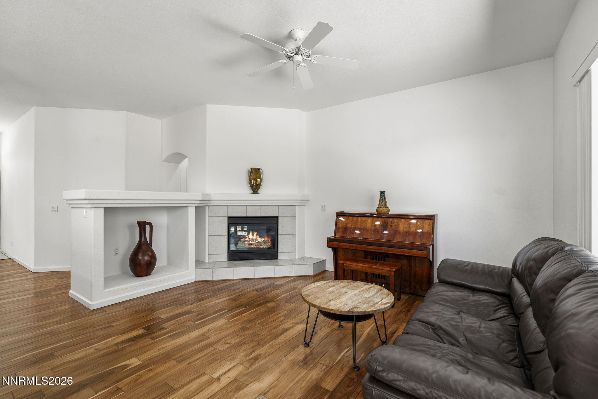 1054 Rimfield Drive Fernley, NV 89408 - Photo 9 of 30 8-web-or-mls-_DSC3751