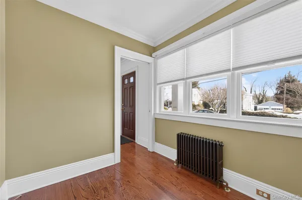 $5,400 | 35 Birch Street, Locust Valley, NY 11560