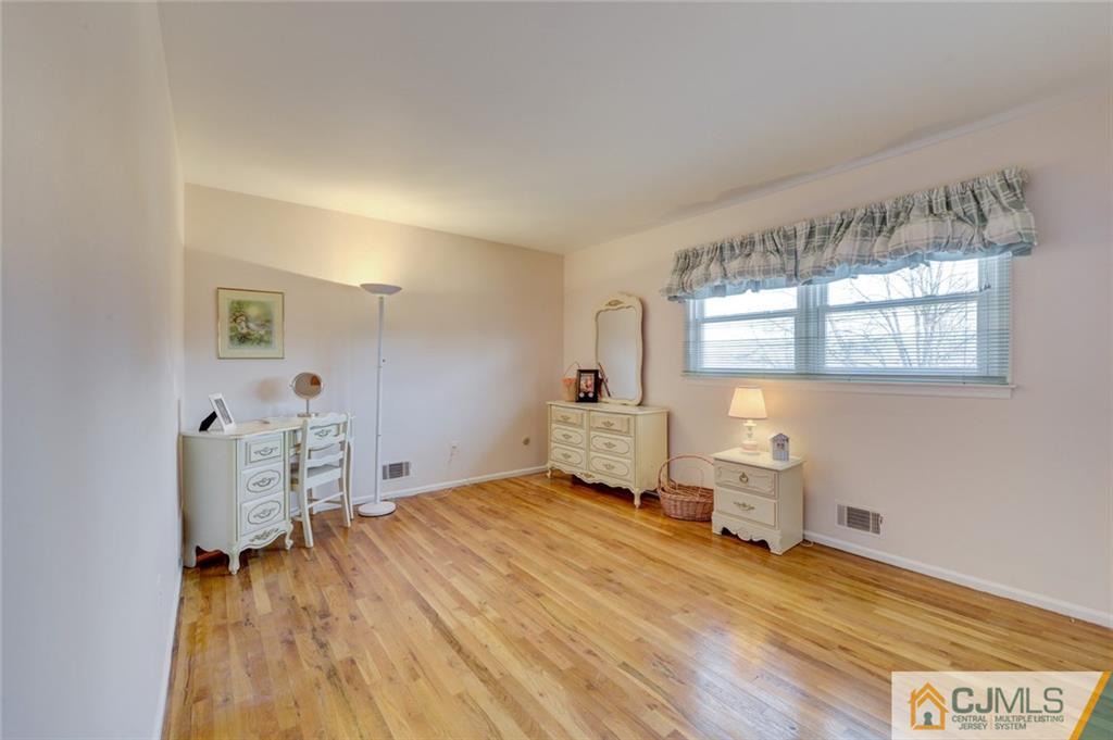 10 Churchill Road East Brunswick, NJ 08816 - Photo 15 of 21 Gallery Image 15