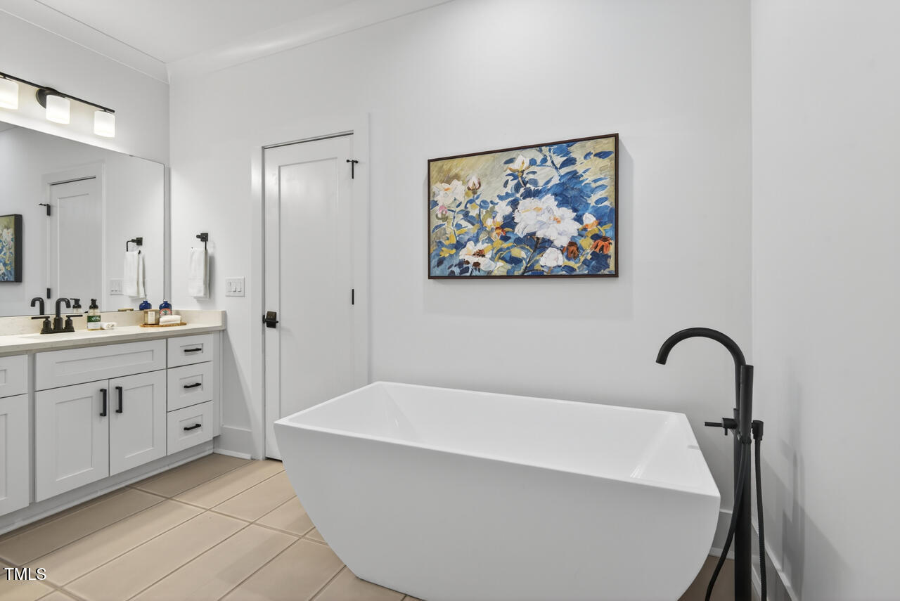 107 Hillcrest Avenue, Unit C & D Carrboro, NC 27510 - Photo 26 of 61 46