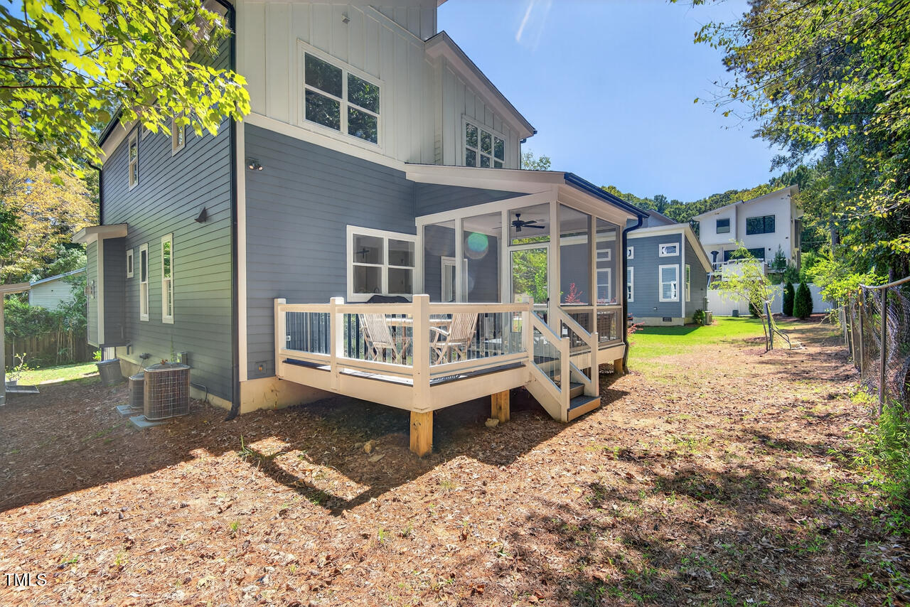 107 Hillcrest Avenue, Unit C & D Carrboro, NC 27510 - Photo 36 of 61 35