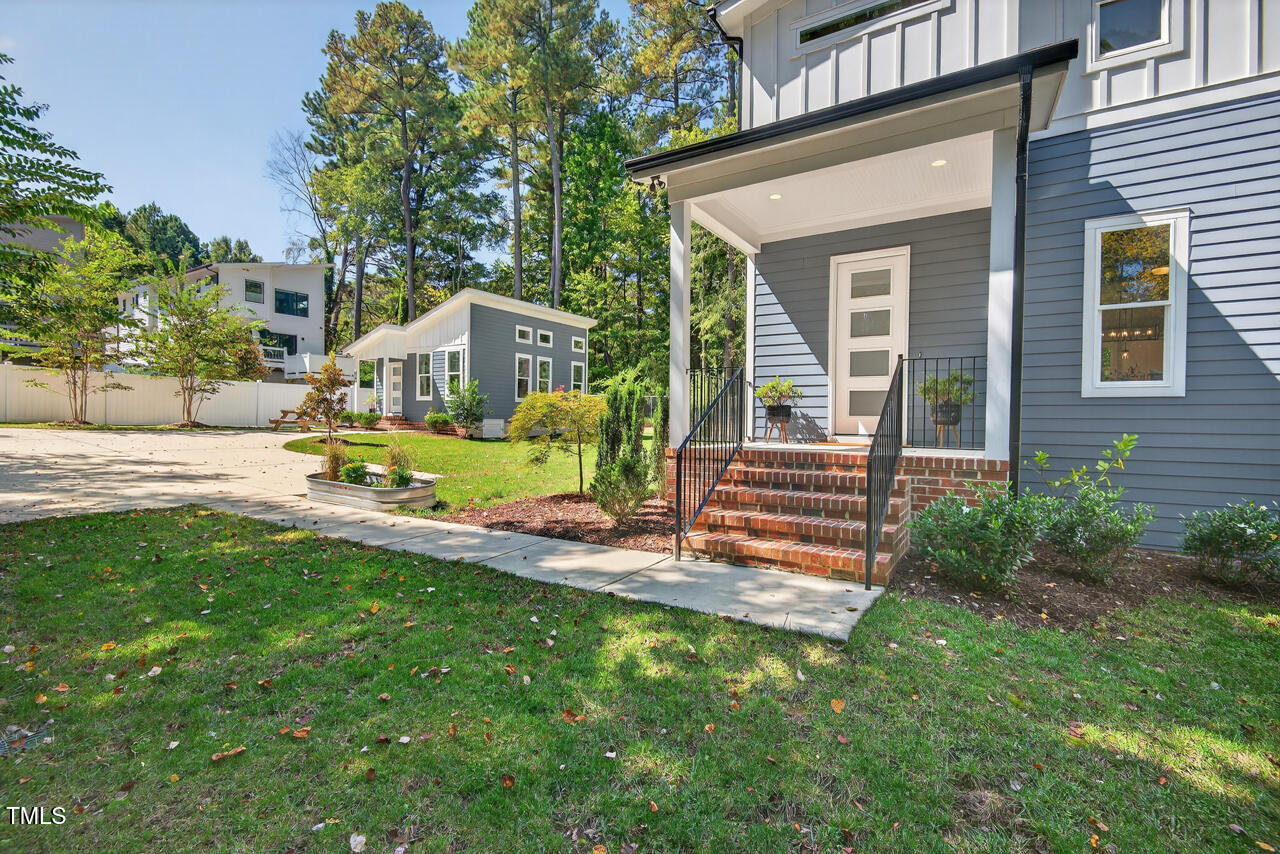 107 Hillcrest Avenue, Unit C & D Carrboro, NC 27510 - Photo 37 of 61 04