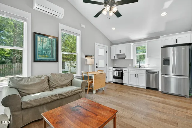 $850,000 | 107 Hillcrest Avenue, Unit C & D, Carrboro, NC 27510