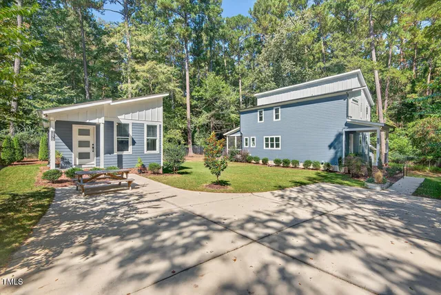 $850,000 | 107 Hillcrest Avenue, Unit C & D, Carrboro, NC 27510