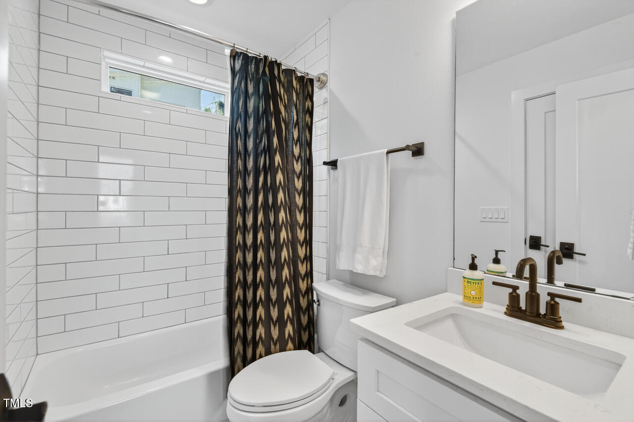 107 Hillcrest Avenue, Unit C & D Carrboro, NC 27510 - Photo 48 of 61 70