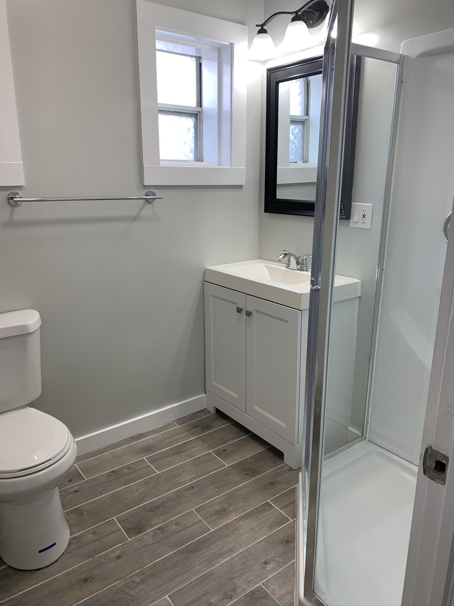 709 Whitmarsh Lane Key West, FL 33040 - Photo 13 of 25 713 Apt Bathroom