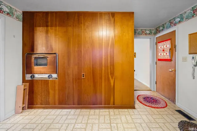 $350,000 | 928 Garden Street, West Lafayette, IN 47906