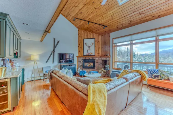 $779,000 | 35 Hartford Ln Extension, Unit 79, Carroll, NH 03595