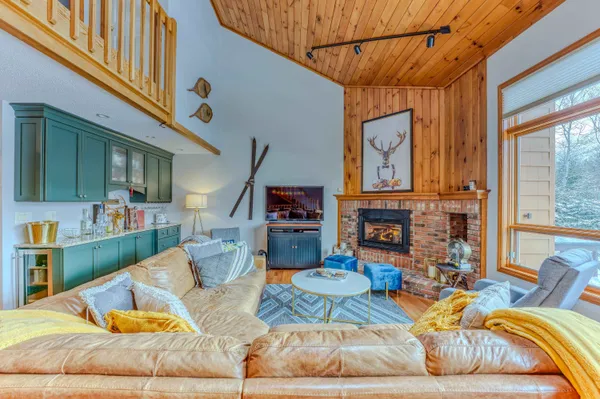 $779,000 | 35 Hartford Ln Extension, Unit 79, Carroll, NH 03595