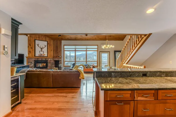 $779,000 | 35 Hartford Ln Extension, Unit 79, Carroll, NH 03595