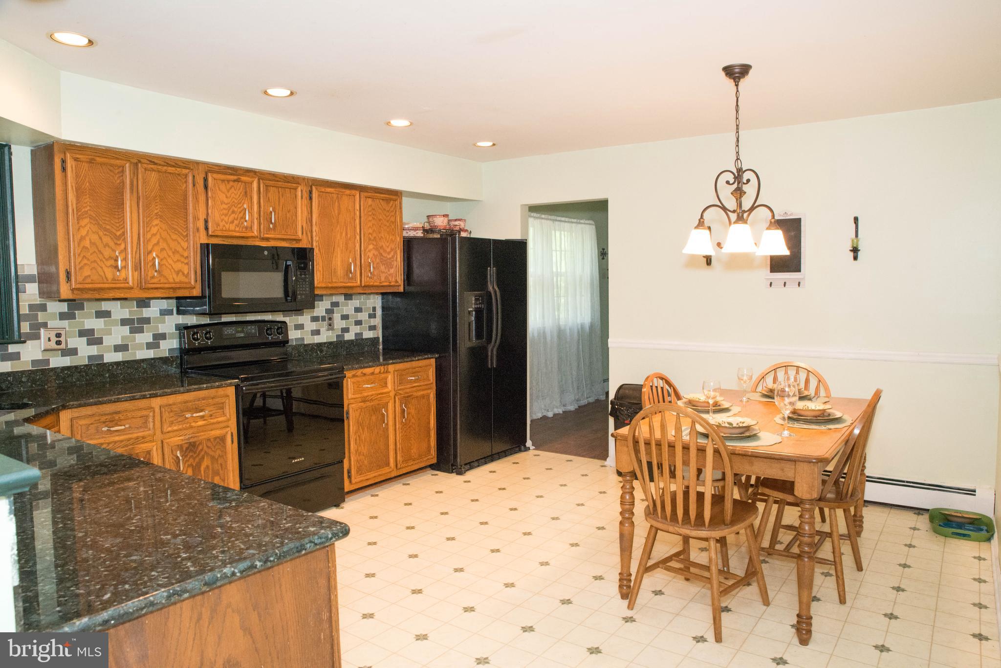 2097 School Road Hatfield, PA 19440 - Photo 3 of 24 Gallery Image 3