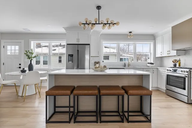 $1,050,000 | 124 Woodruff Avenue, Unit 124, Medford, MA 02155