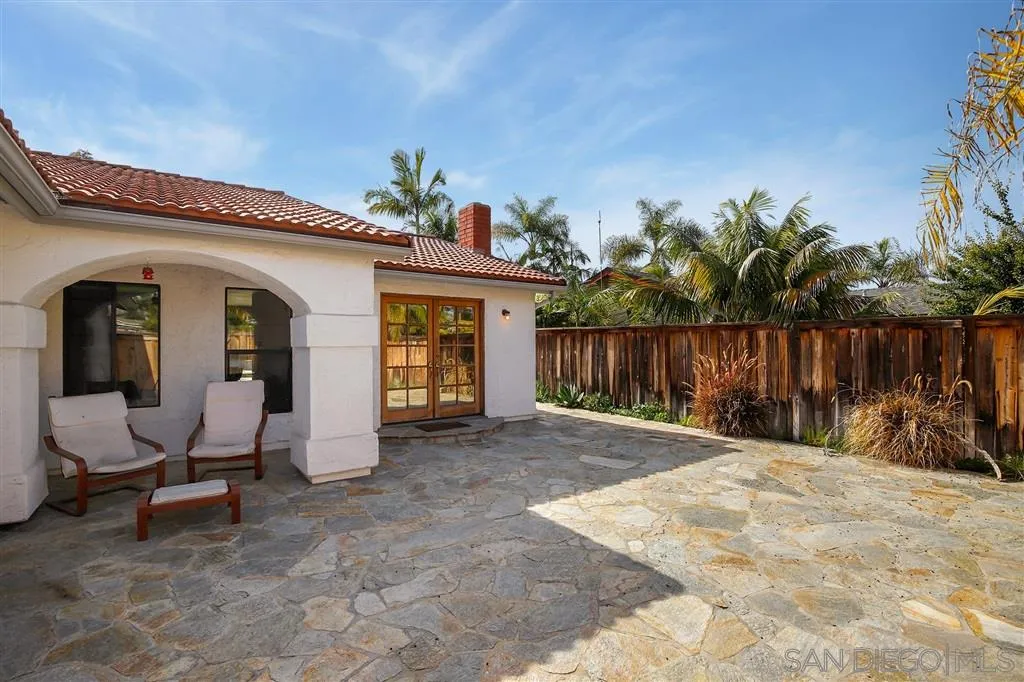 2033 Village Wood Road Encinitas, CA 92024 - Photo 2 of 25 a view of a lounge chair in the patio
