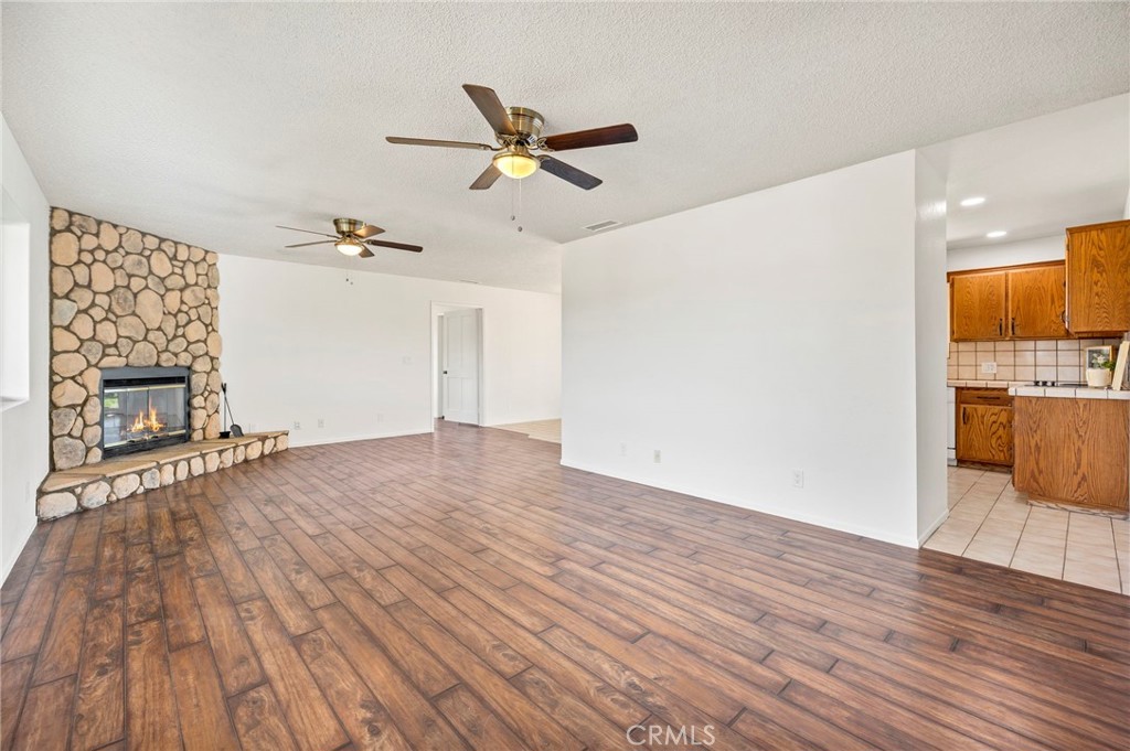 37320 Spring Valley Road Temecula, CA 92592 - Photo 12 of 42