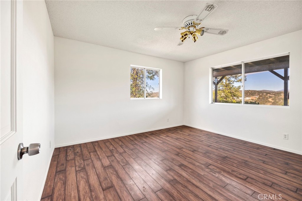 37320 Spring Valley Road Temecula, CA 92592 - Photo 26 of 42