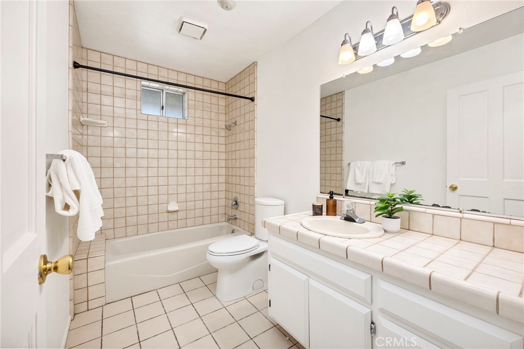 37320 Spring Valley Road Temecula, CA 92592 - Photo 28 of 42