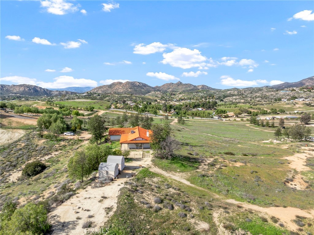 37320 Spring Valley Road Temecula, CA 92592 - Photo 36 of 42