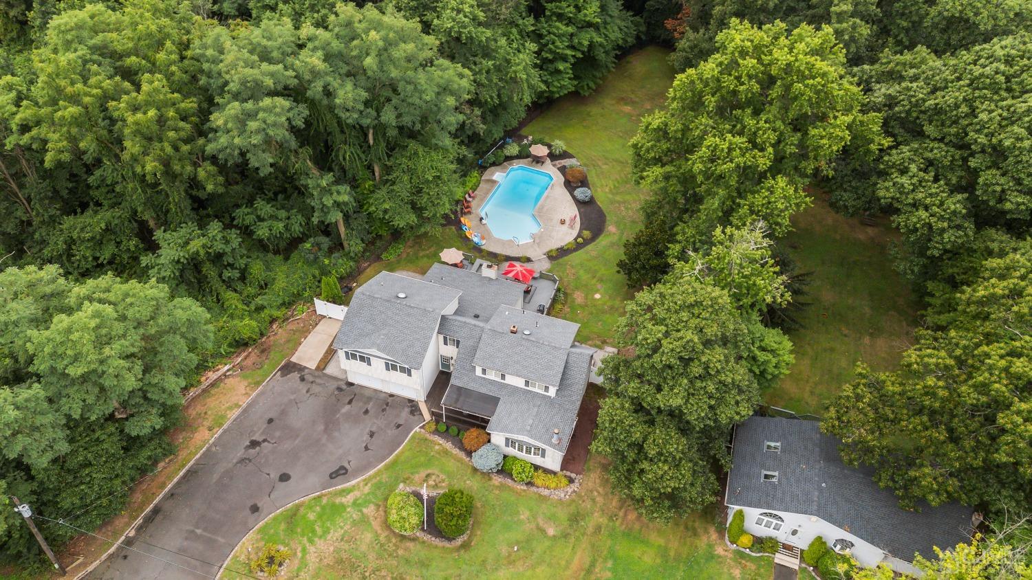 409 Dunhams Corner Road East Brunswick, NJ 08816 - Photo 53 of 65 Gallery Image 53