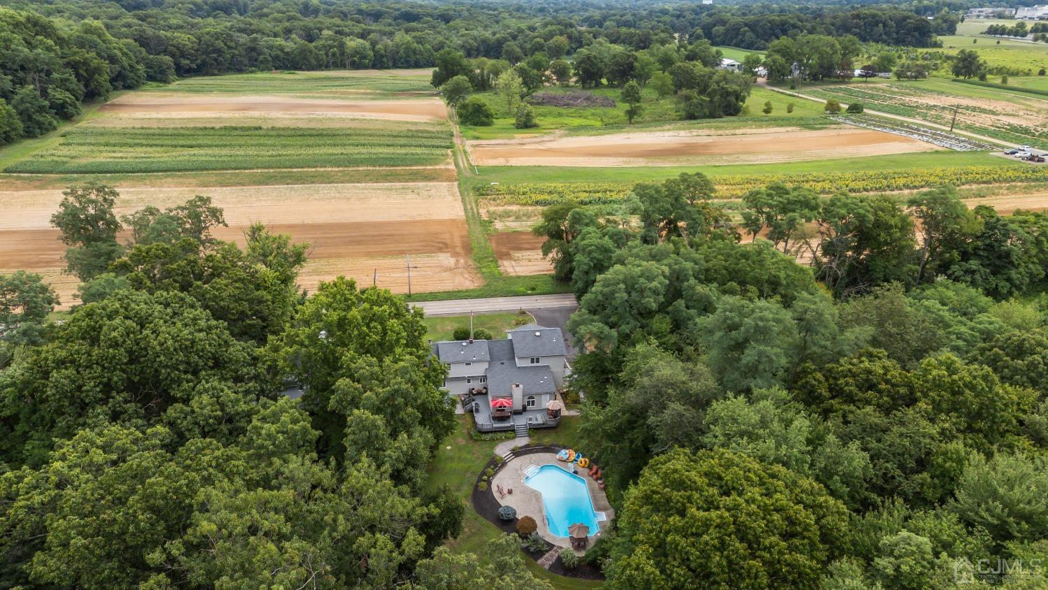 409 Dunhams Corner Road East Brunswick, NJ 08816 - Photo 60 of 65 Gallery Image 60