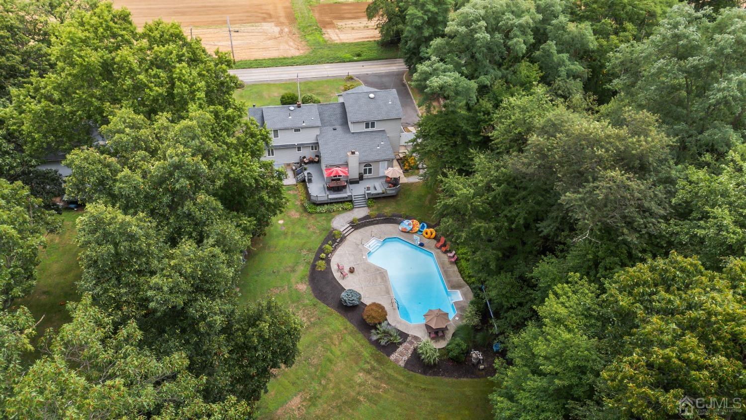 409 Dunhams Corner Road East Brunswick, NJ 08816 - Photo 63 of 65 Gallery Image 63