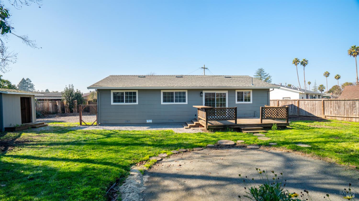 839 Bernadette Avenue Rohnert Park, CA 94928 - Photo 12 of 38