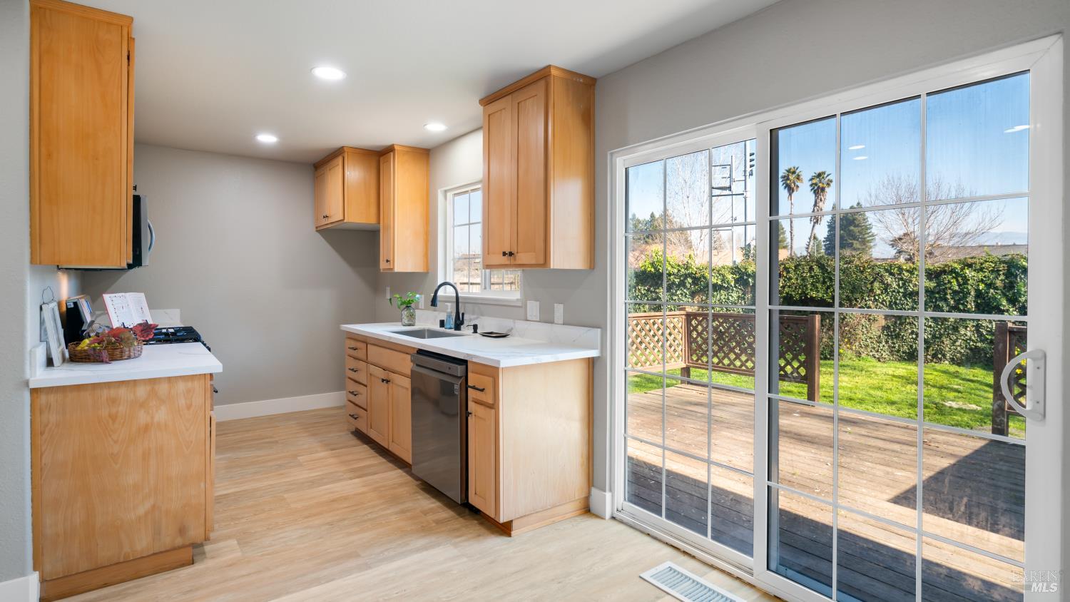 839 Bernadette Avenue Rohnert Park, CA 94928 - Photo 23 of 38