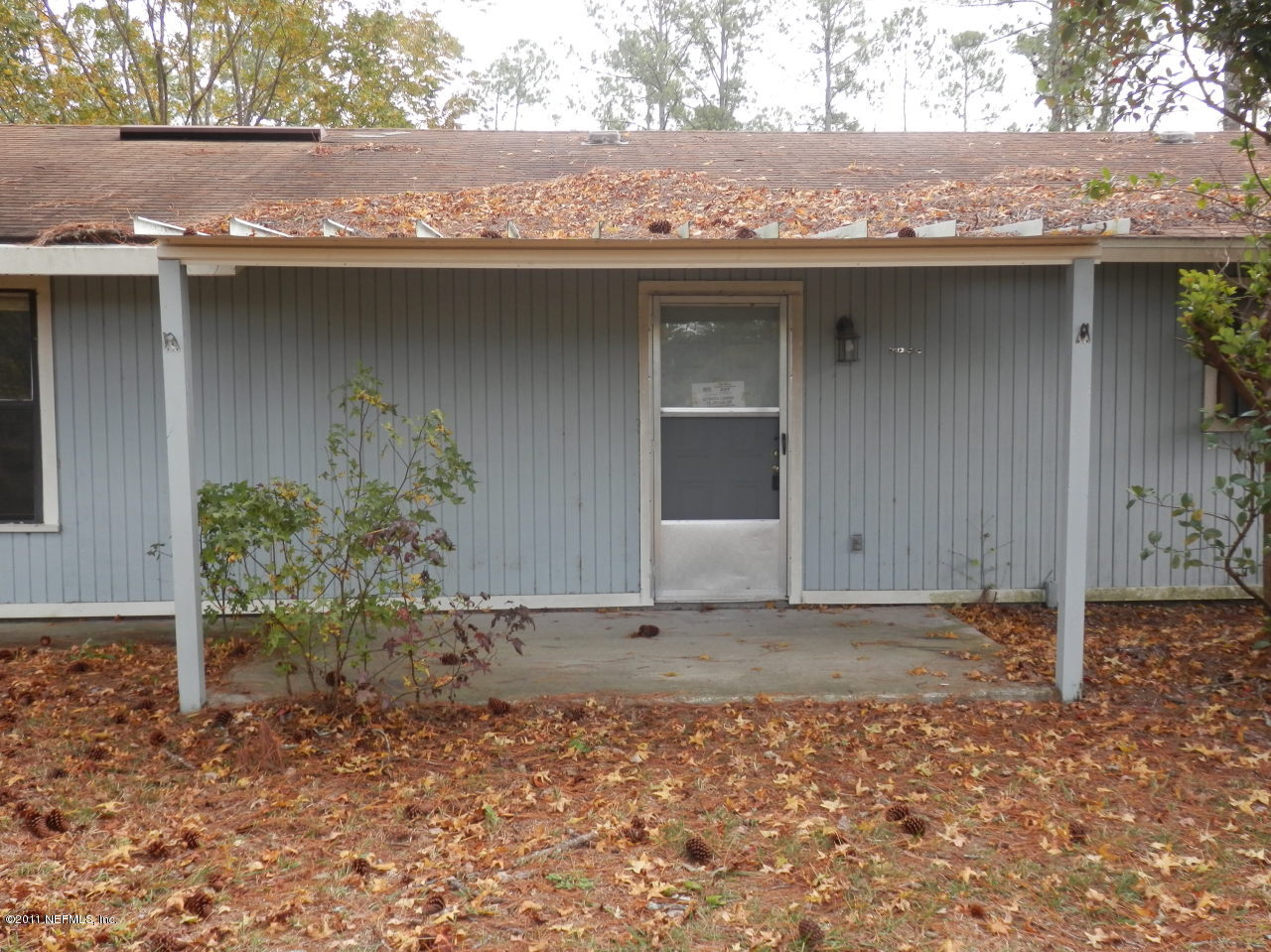 3972 Dowling Road Middleburg, FL 32068 - Photo 21 of 27 Rear covered patio