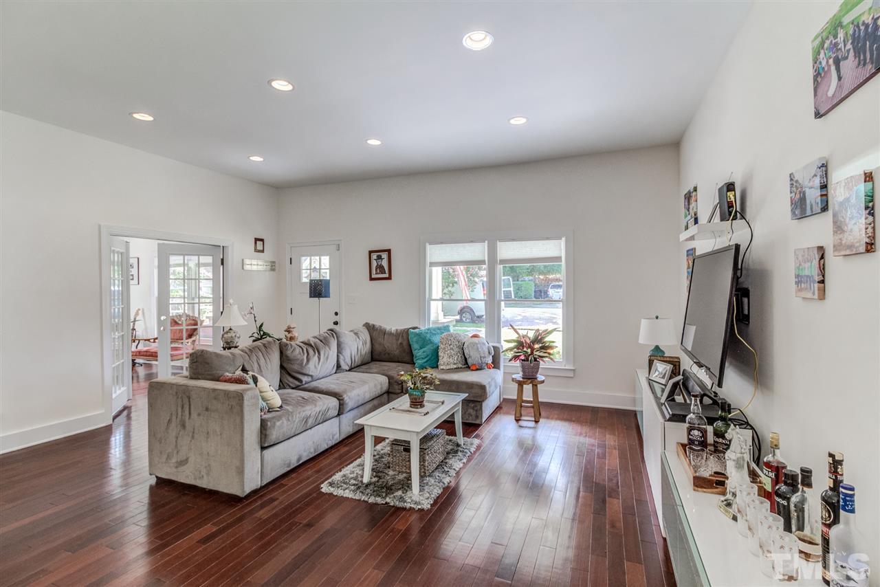 707 South East Street Raleigh, NC 27601 - Photo 5 of 27