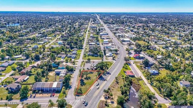 $350,000 | 305 Ohio Avenue, Lynn Haven, FL 32444