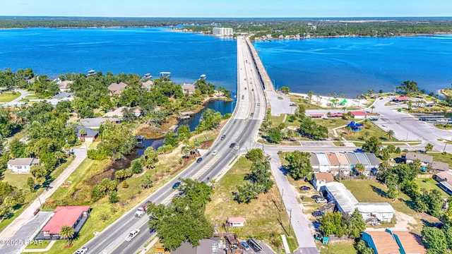 $350,000 | 305 Ohio Avenue, Lynn Haven, FL 32444