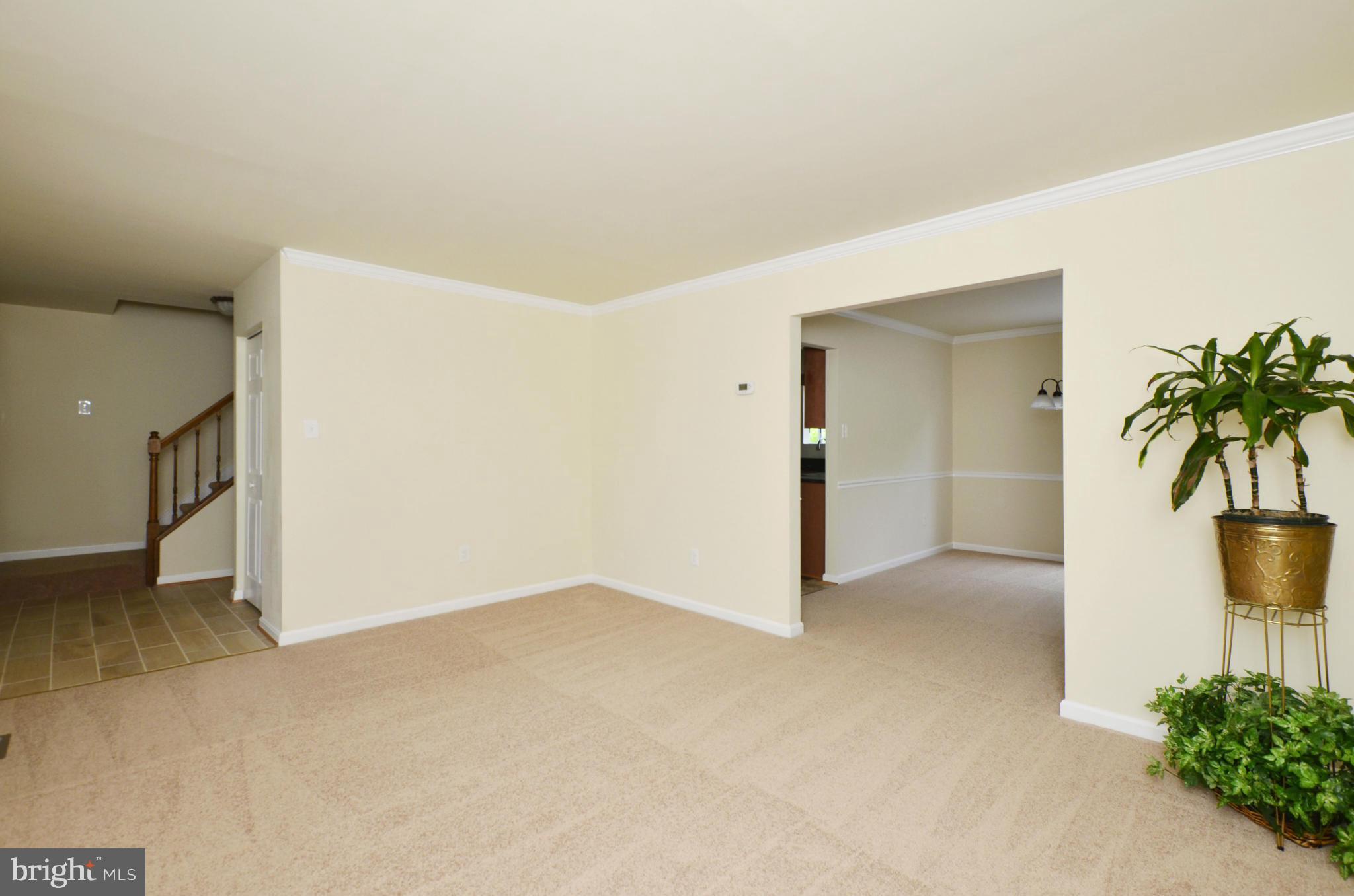 4326 Cottington Road Baltimore, MD 21236 - Photo 3 of 30 Living Room