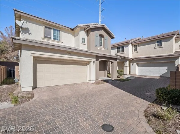 $2,000 | 912 Appaloosa Hills Avenue, North Las Vegas, NV 89081