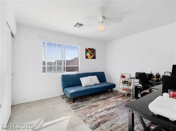 $2,000 | 912 Appaloosa Hills Avenue, North Las Vegas, NV 89081