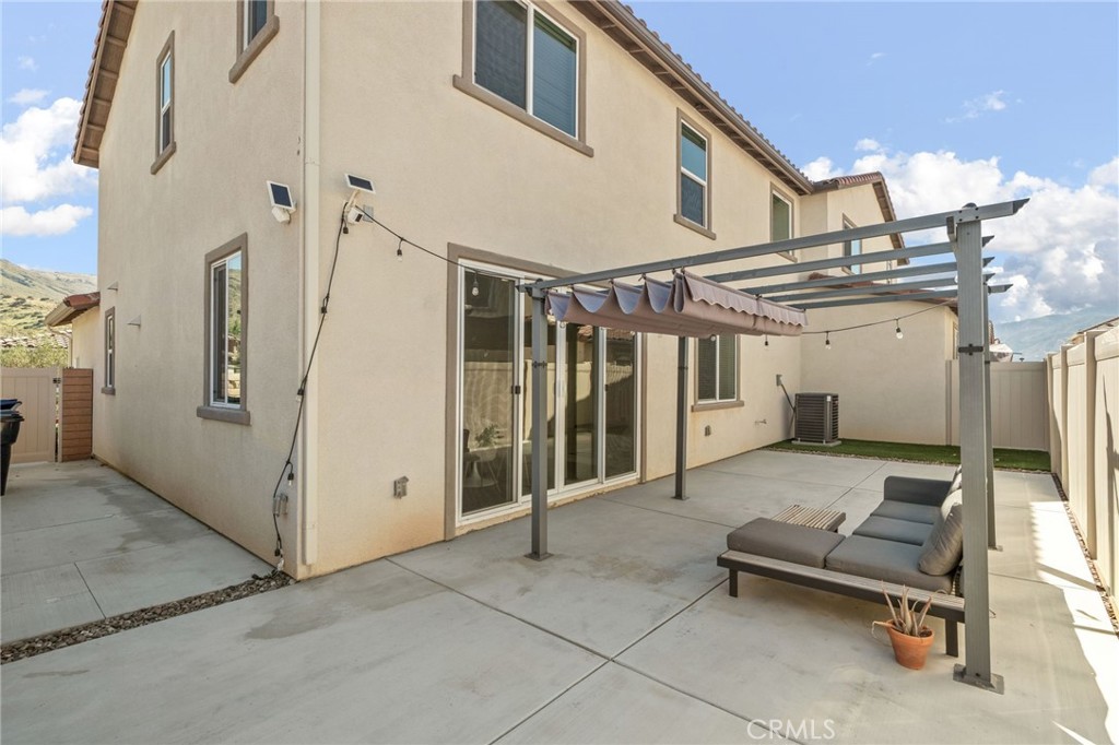 24085 Midvale Court Corona, CA 92883 - Photo 33 of 56