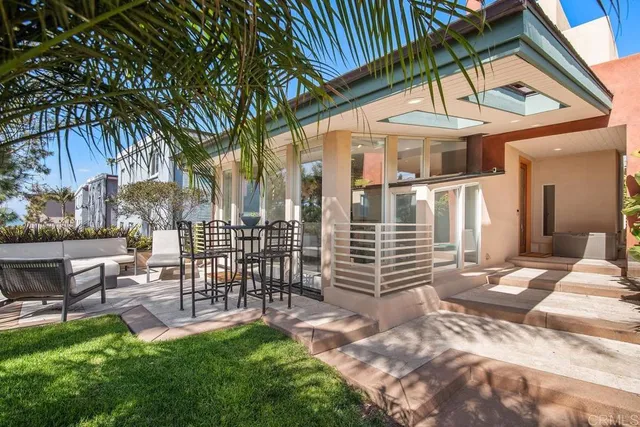 $4,990,000 | 1407 Ocean Avenue, Del Mar, CA 92014