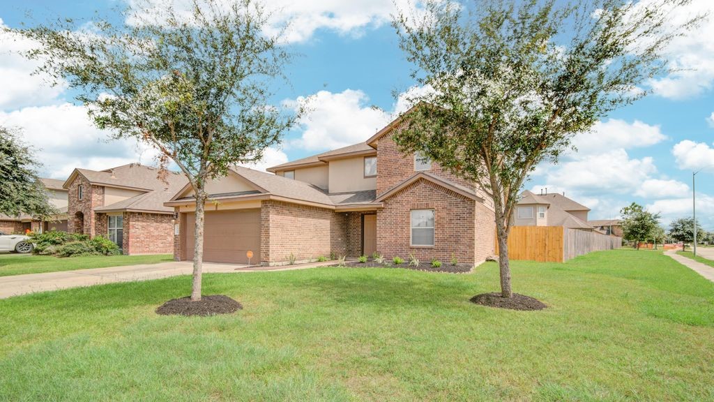 9919 Shimmering Lakes Drive Rosharon, TX 77583 - Photo 4 of 41