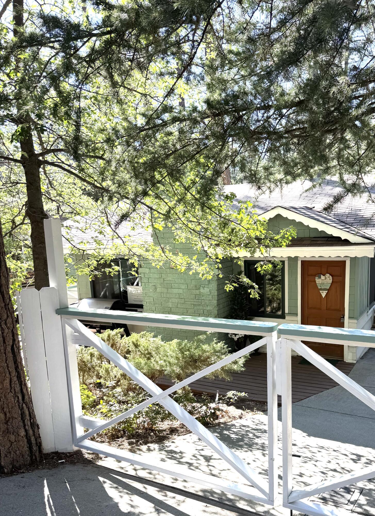 53480 Tollgate Road Idyllwild, CA 92549 - Photo 19 of 24 8C7567BD-C5BF-4F89-BD31-B9926183B706(1)
