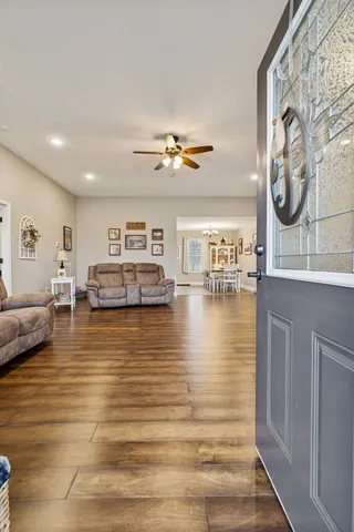 $429,900 | 70 Hayden Drake Drive, Lafayette, TN 37083