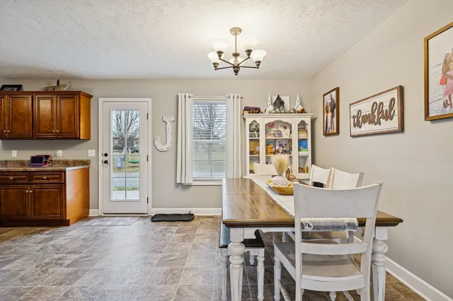 $429,900 | 70 Hayden Drake Drive, Lafayette, TN 37083