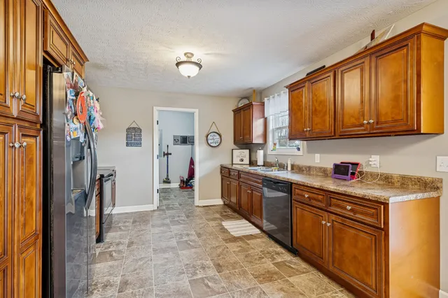 $429,900 | 70 Hayden Drake Drive, Lafayette, TN 37083