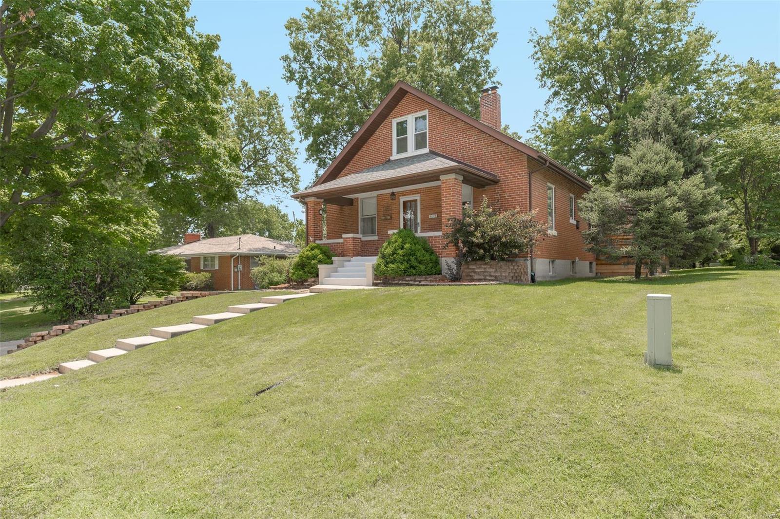 334 East 4th Street Waterloo, IL 62298 - Photo 3 of 45 Gallery Image 3