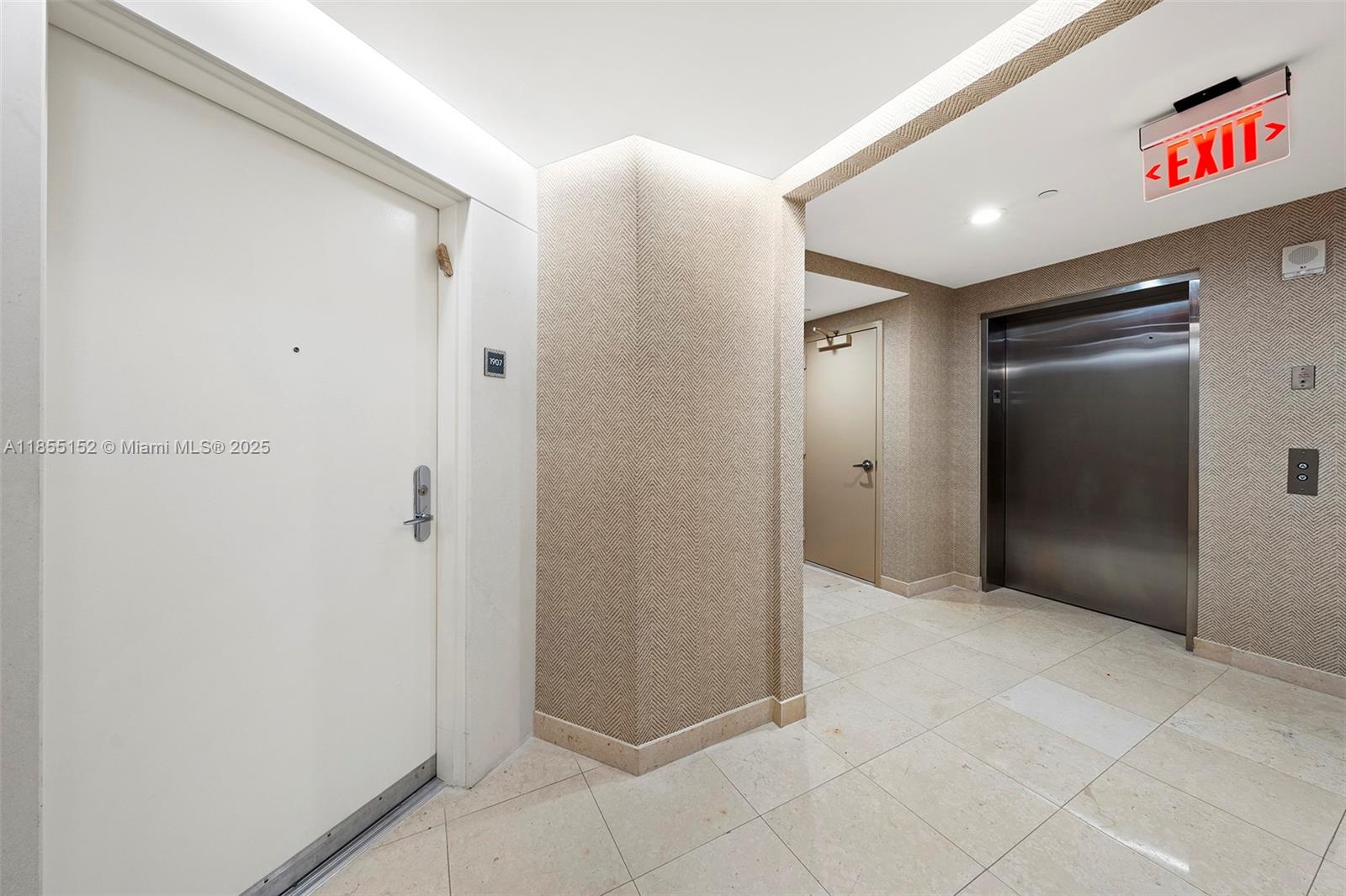 450 Alton Road, Unit 1907 Miami Beach, FL 33139 - Photo 39 of 64