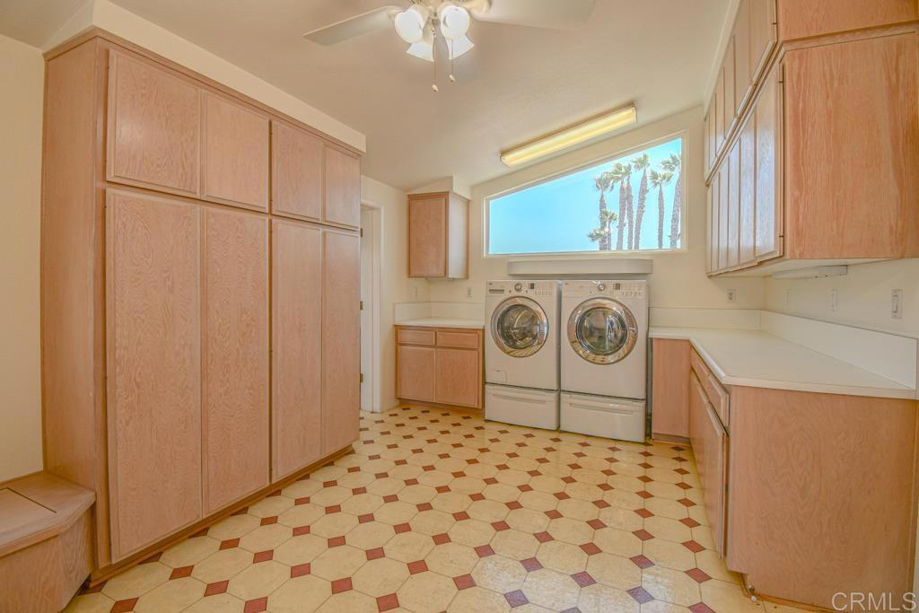 6524 Oceanview Drive Carlsbad, CA 92011 - Photo 15 of 27 Art Studio/Laundry