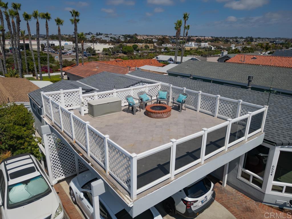 6524 Oceanview Drive Carlsbad, CA 92011 - Photo 8 of 27
