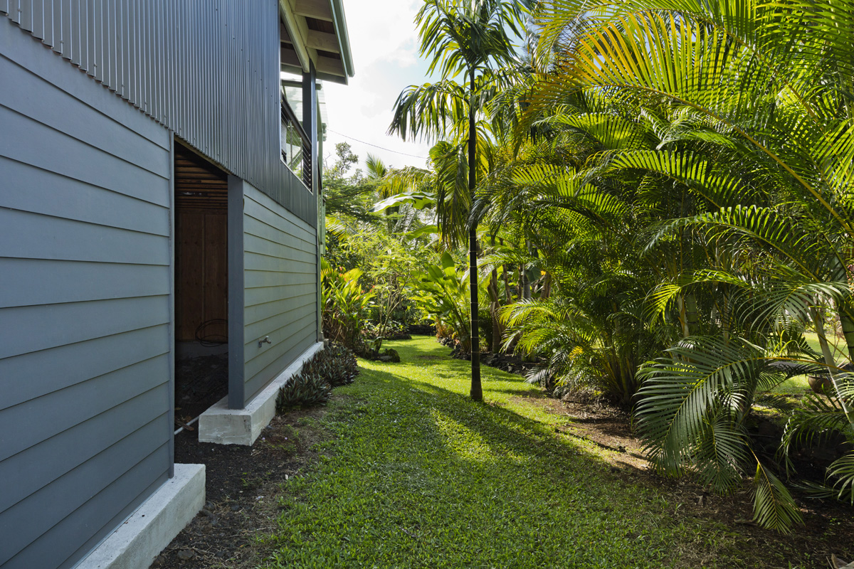 12-7002 Ho'Eunalu Street Pahoa, HI 96778 - Photo 8 of 26 a view of yard